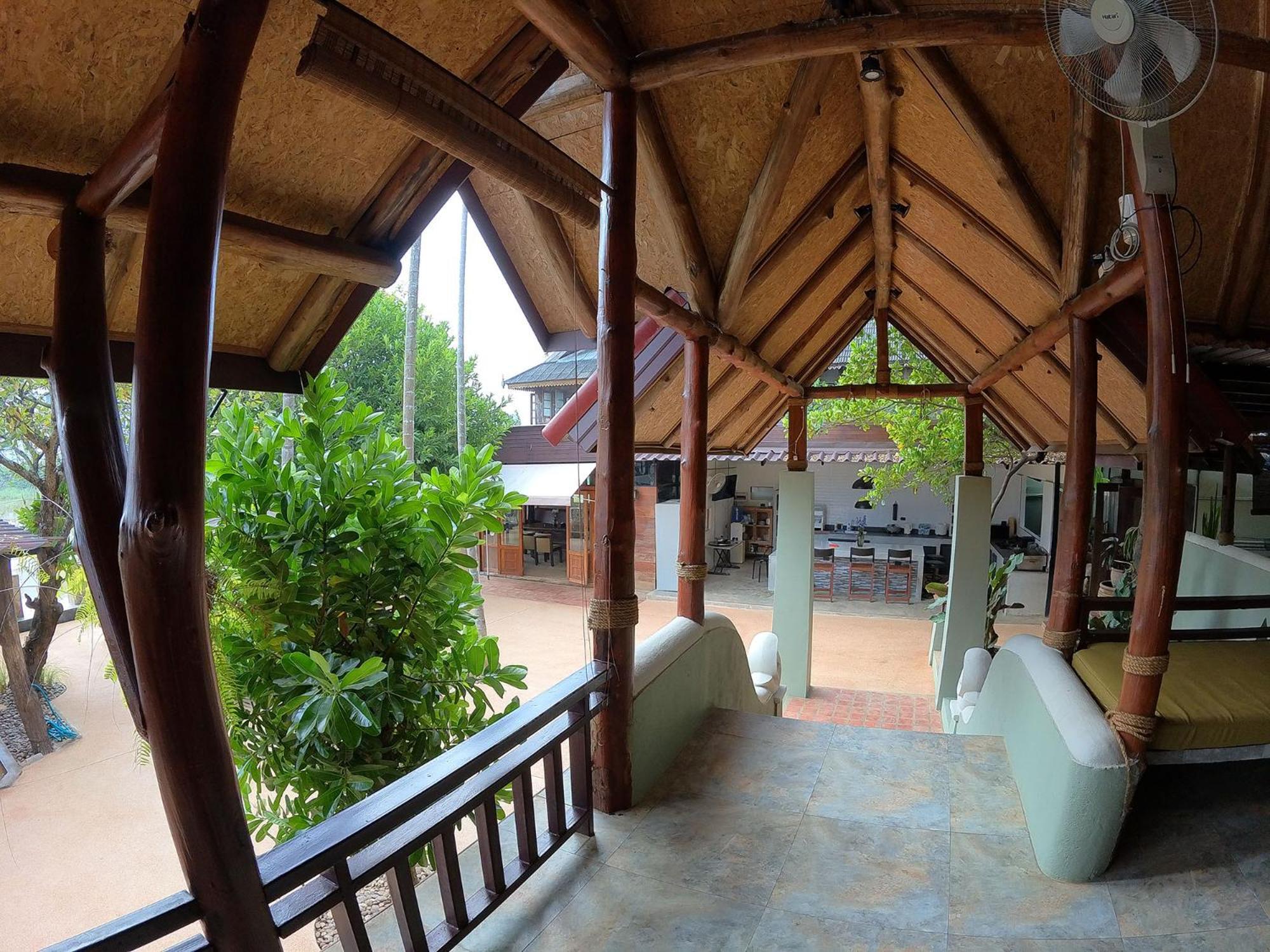 Tolani Riverside Villa Chiang Mai Exteriör bild