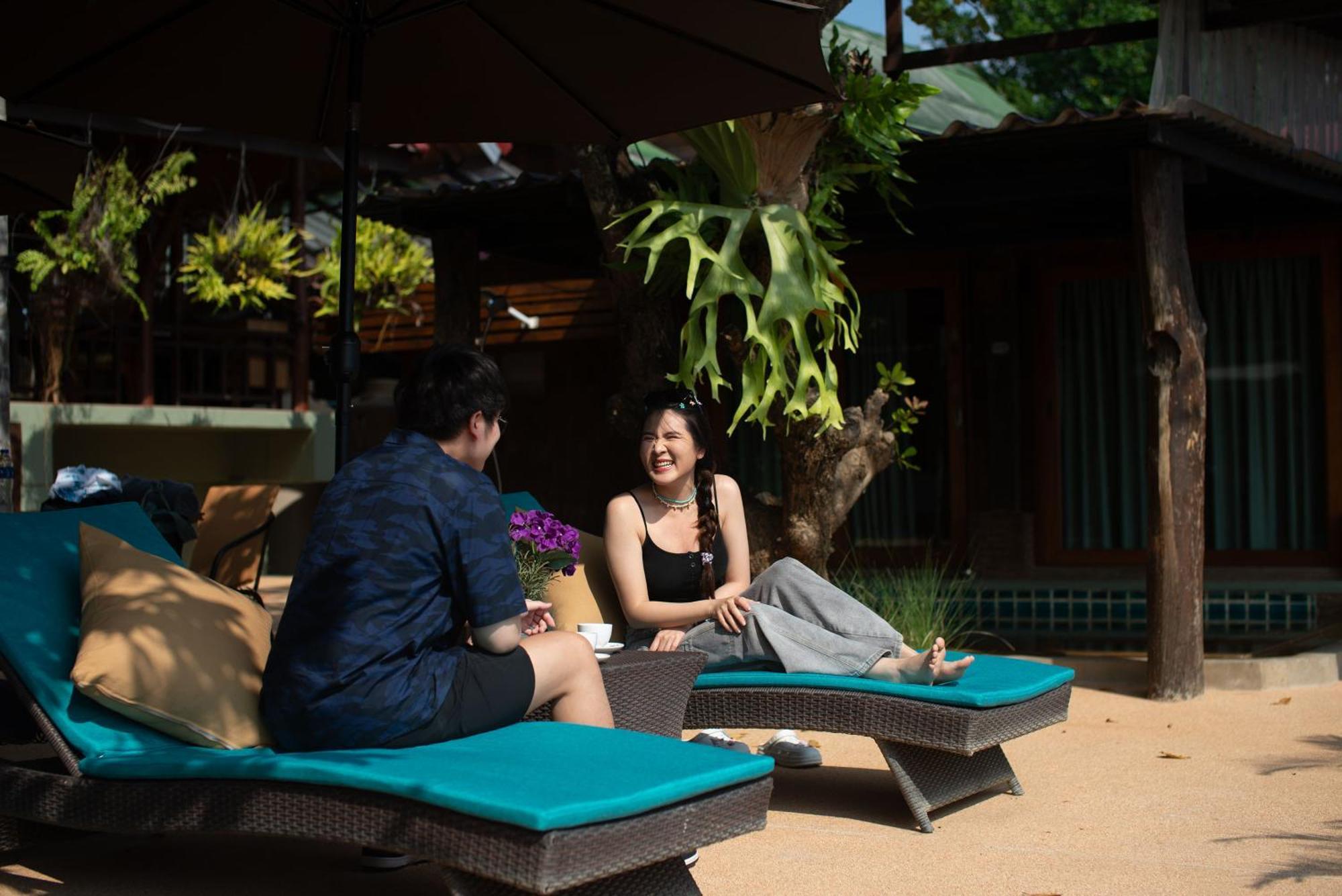 Tolani Riverside Villa Chiang Mai Exteriör bild